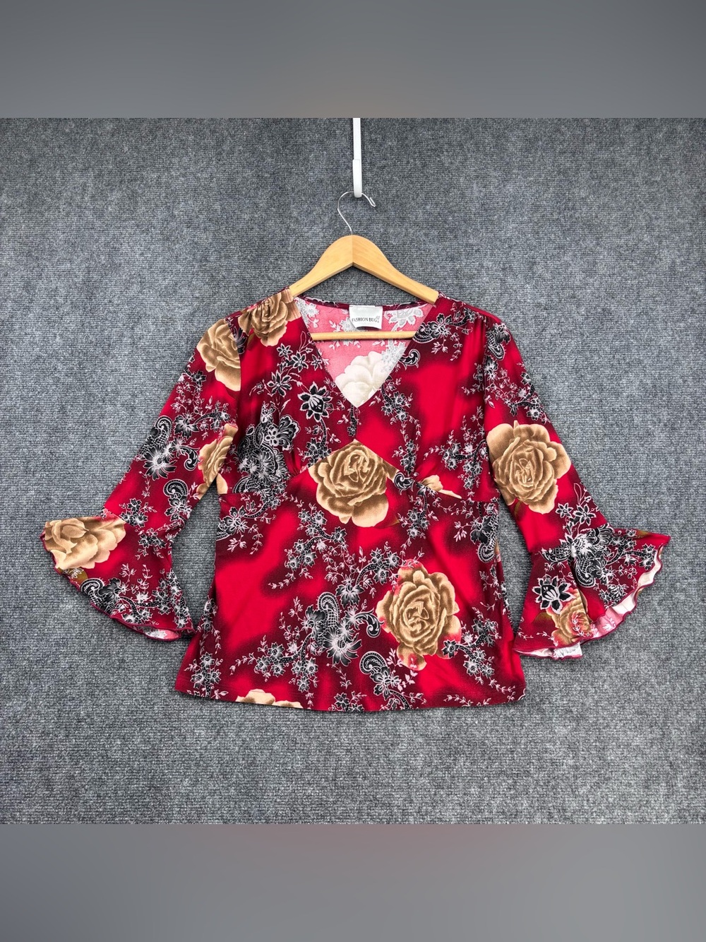 Fashion Bug Y2K Whimsigoth Fairycore Red Floral Bell Sleeve Top Women’s S USA